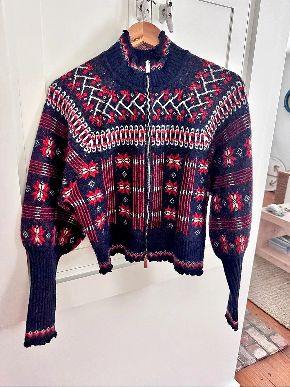 House of Harlow 1960 Nordic Pattern Zip Front Sweater Size Medium Navy & Red
